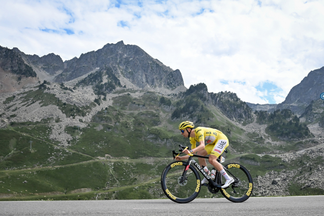 14. etapa Tour: V prvej pyrenejskej etape druhé víťazstvo pre Pogačara, zlomil súperov a získal čas